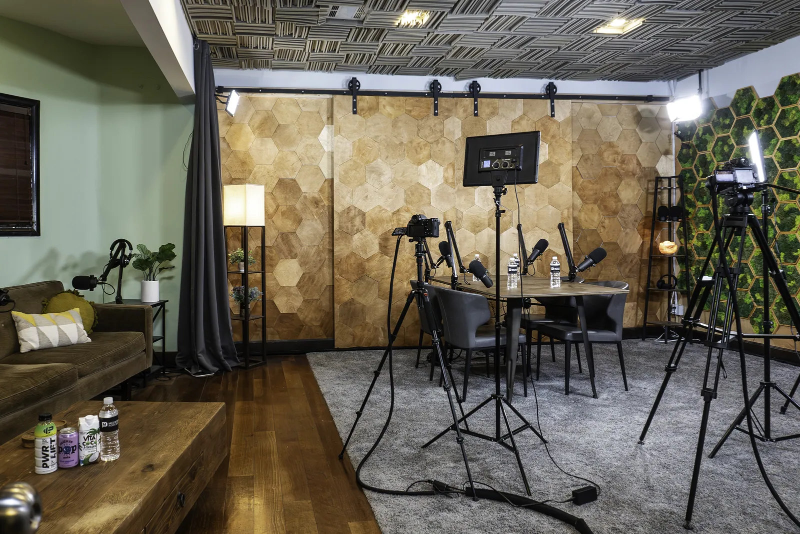 5 Questions to Ask a Podcast Studio Before Booking